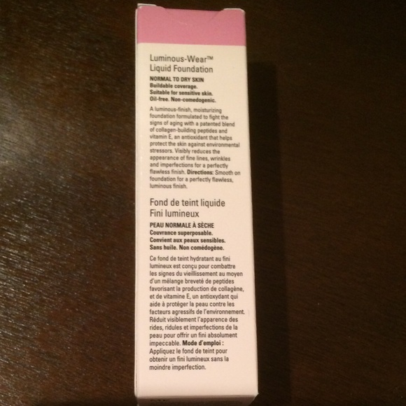 Luminous Liquid Foundation - Beige 2 - Picture 3 of 4